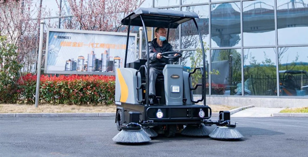 客戶要如何選擇合適的掃地機？